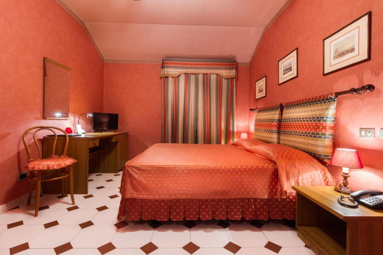 Park Hotel Villa Salzea Trofarello Экстерьер фото