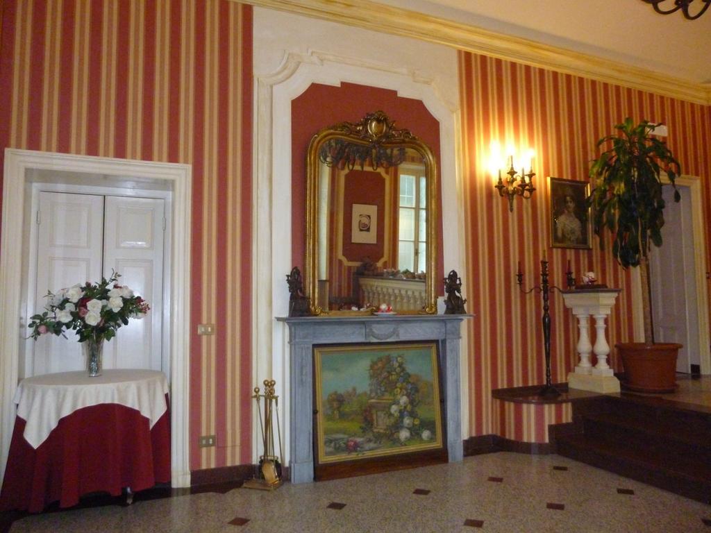 Park Hotel Villa Salzea Trofarello Экстерьер фото